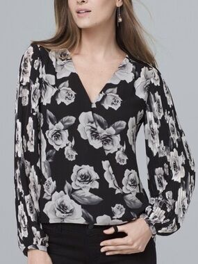 White House Black Market Black and White Floral Blouse - Size XS/S